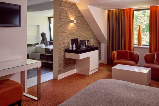 Royal suite badkamer